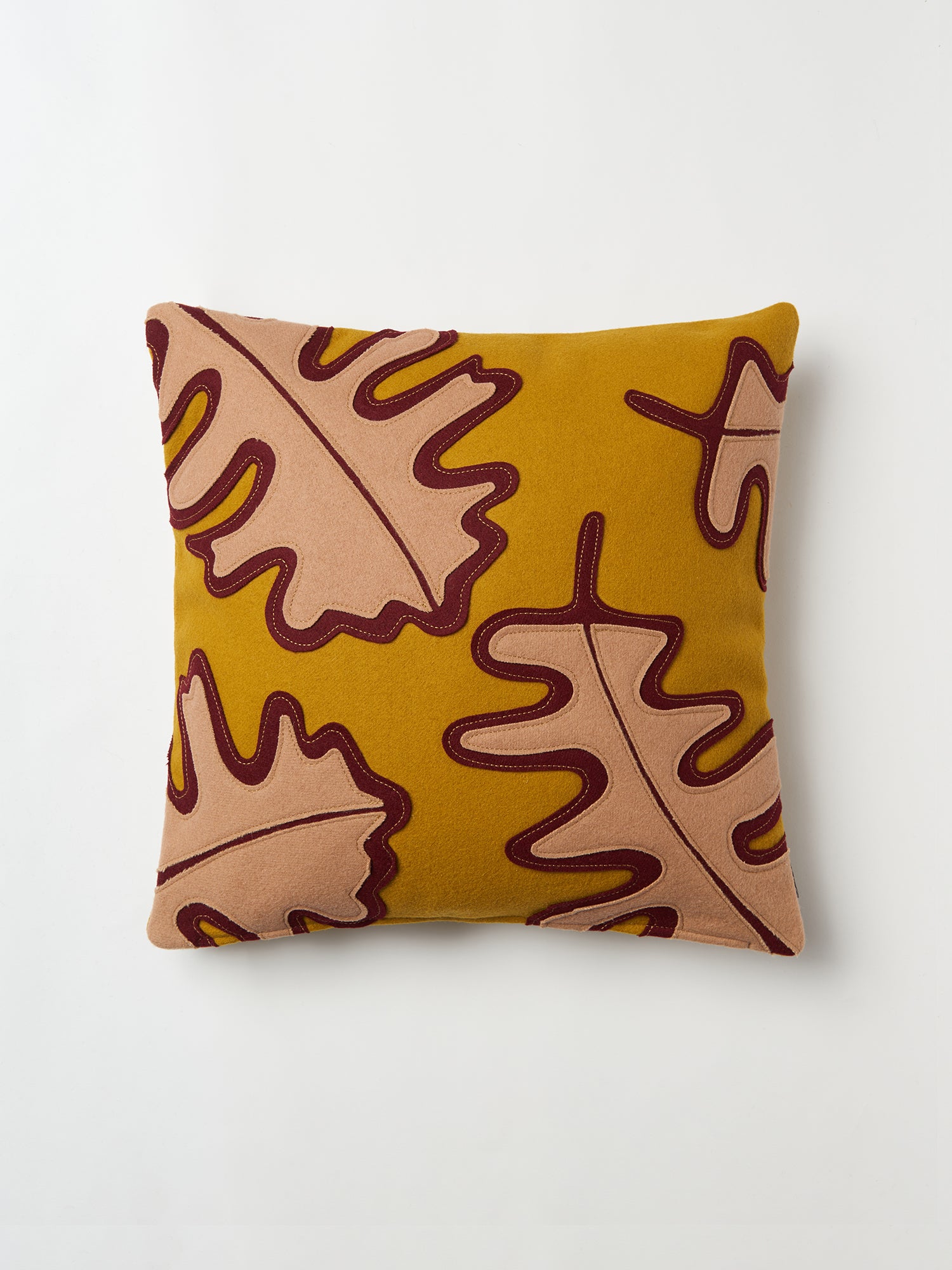 Carvalho Cushion
