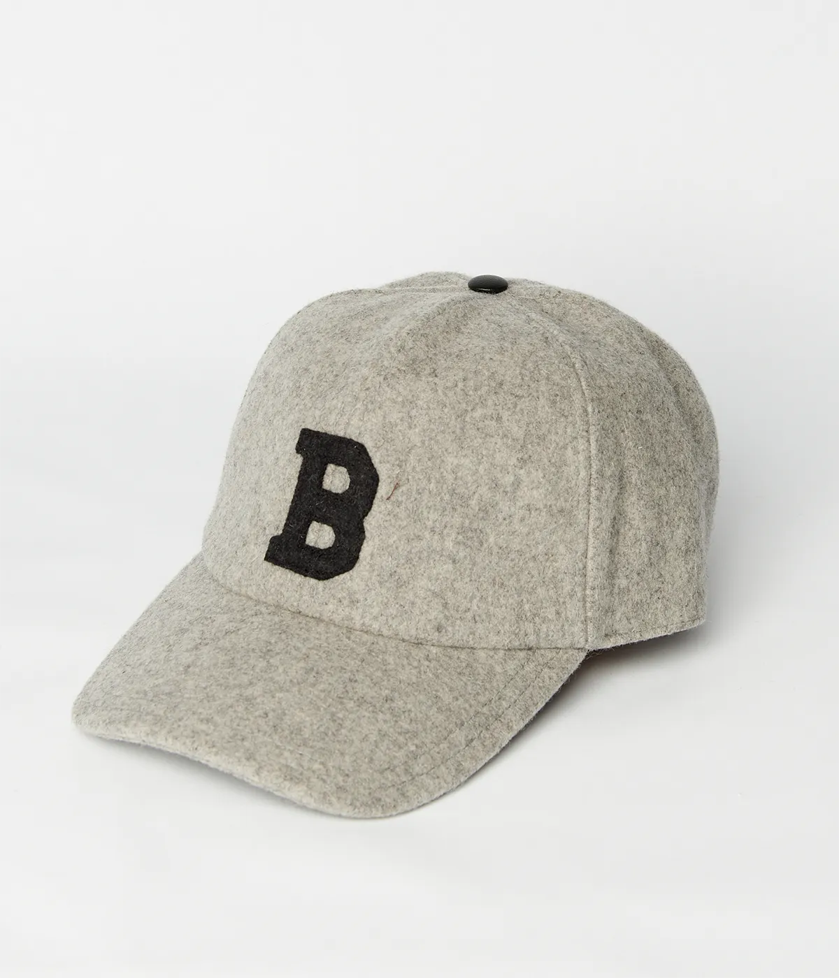 Boné B