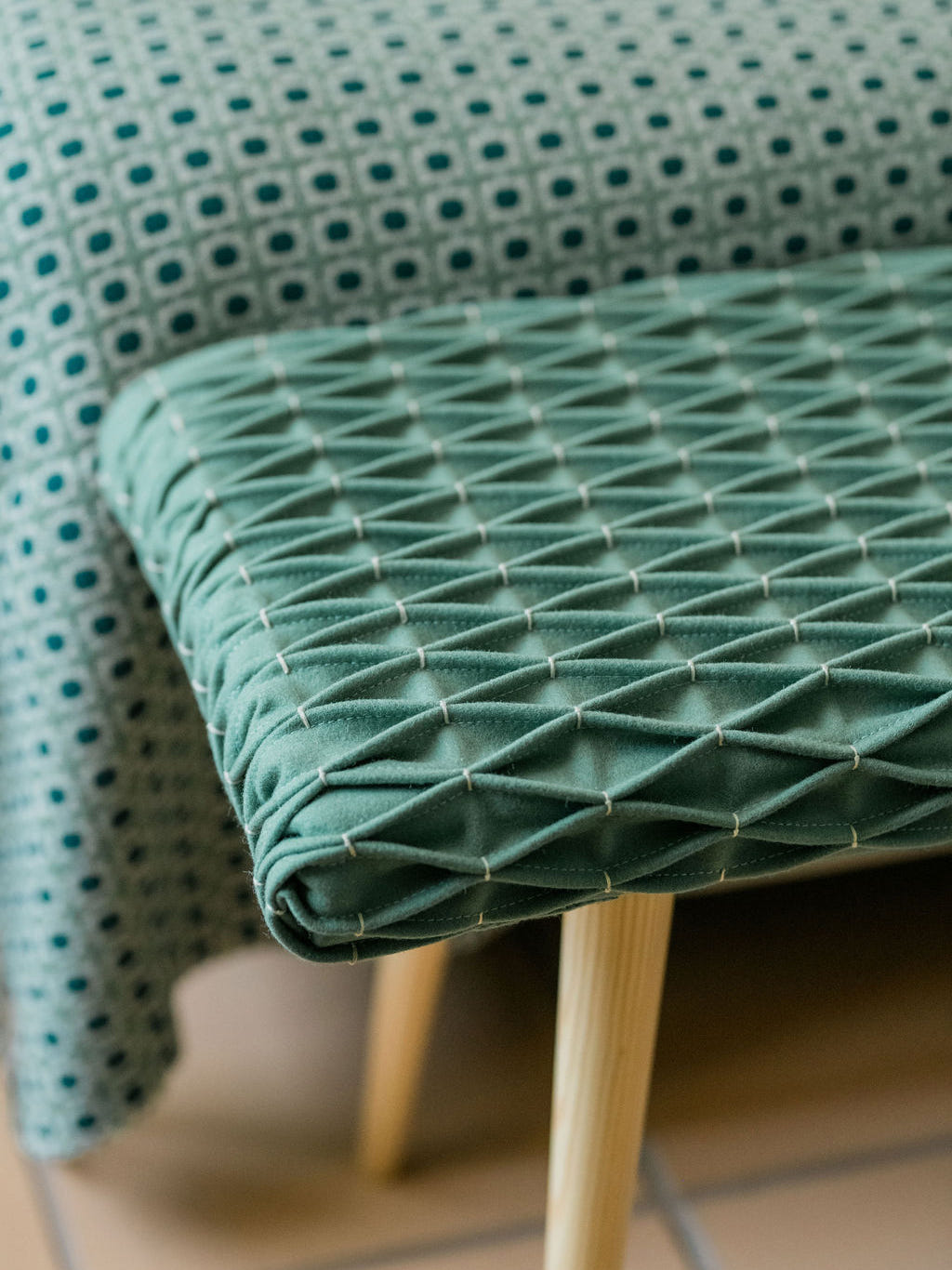favos-stool
